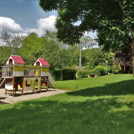 Camping Le Paisserou Najac Eksteriør bilde