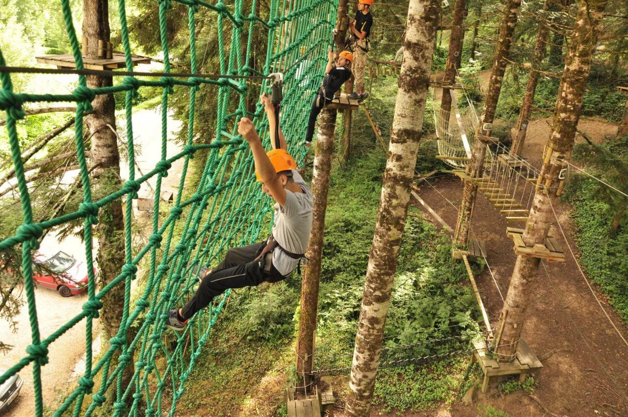 Camping Le Paisserou Najac Eksteriør bilde