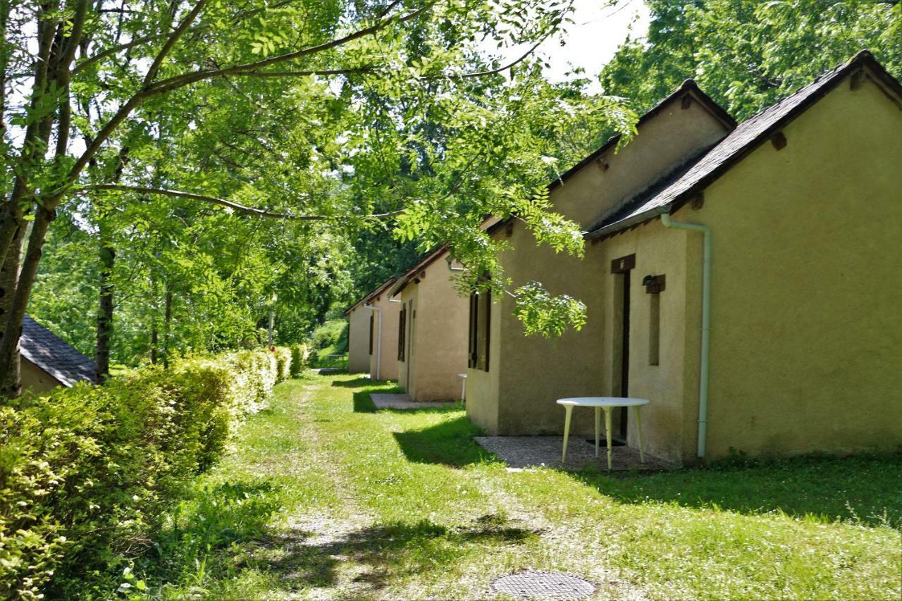 Camping Le Paisserou Najac Eksteriør bilde
